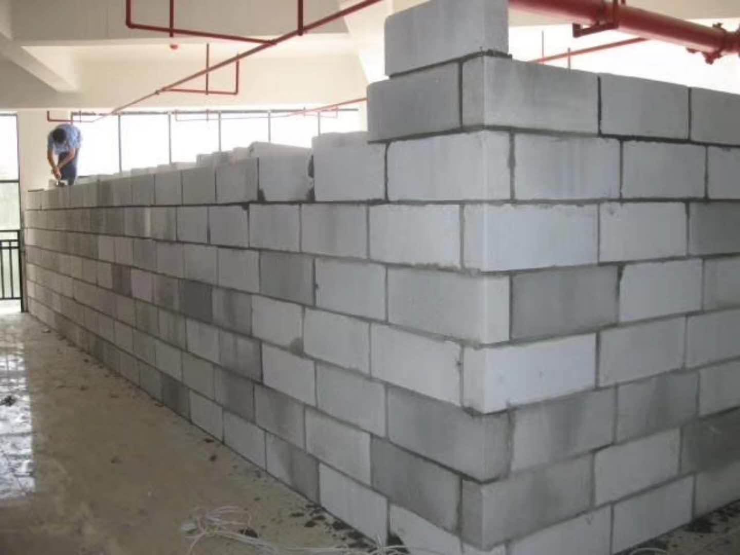 偏关蒸压加气混凝土砌块承重墙静力和抗震性能的研究